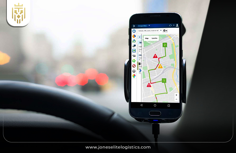 image of smart devices tracking and optimizing routes | JEL